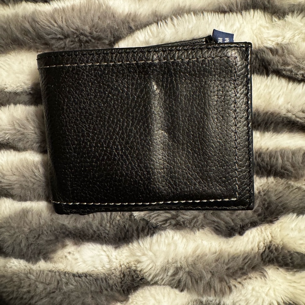 George Black Key & Card Holder with Textured Finish